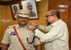 रायपुर : राज्यपाल की सुरक्षा में तैनात निरीक्षक के उप पुलिस अधीक्षक पदोन्नत होने पर स्टार सेरेमनी का आयोजन