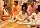 CM साय ने काशी में बाबा विश्वनाथ के दर्शन कर किया जलाभिषेक, जन-जन के मंगल एवं विश्व शांति की कामना की
