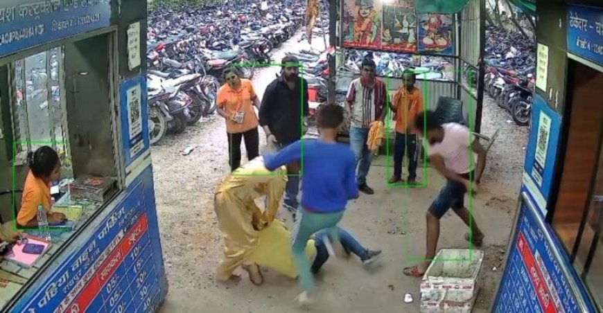 रेलवे स्टेशन की पार्किंग में बदमाशों का आतंक, बेस बल्ले से पिटाई कर किया चाकू से हमला!