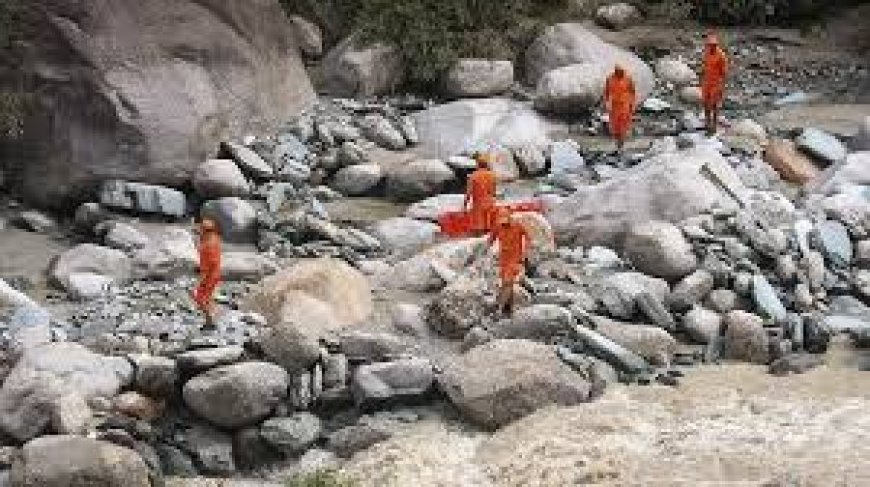 Himachal pradesh : हिमाचल में बादल फटने से आई बाढ़ में अब तक सात लोगों की गई जान, खनियारा में एक और शव मिला