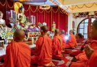 Thailand में ब्लैकमेलिंग सेक्स स्कैंडल का खुलासा: बौद्ध भिक्षुओं के 5600 आपत्तिजनक वीडियो, महिला ने उन्हें फंसाकर की करोड़ों की अवैध कमाई