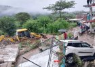हिमाचल प्रदेश के मंडी में भारी बारिश से मची तबाही, भूस्खलन के कारण मलबे की चपेट में आने से दो मौत, 20 से ज्यादा गाड़ियां दबी