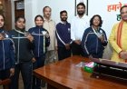 किक बॉक्सिंग पदक विजेता खिलाड़ियों ने मुख्यमंत्री से की मुलाकात