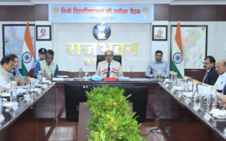 निजी विश्वविद्यालय केवल डिग्री न बांटें, गुणवत्तापूर्ण शिक्षा दें –  डेका