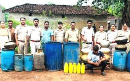 75 लीटर कच्ची शराब और 900 किलोग्राम गुड़ निर्मित पाश जब्त,एक आरोपी को भेजा गया जेल
