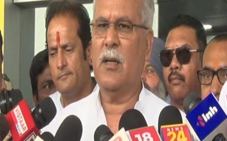 भूपेश बघेल का बड़ा हमला: अदानी पर आर्थिक नाकेबंदी, ईडी पर कटाक्ष, और उपराष्ट्रपति के इस्तीफे पर सवाल