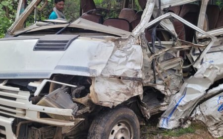 KORBA BREKING:कटघोरा अंबिकापुर मार्ग पर भीषण सड़क हादसा,शिक्षको और छात्रों से भरी विंगर ट्रक से…