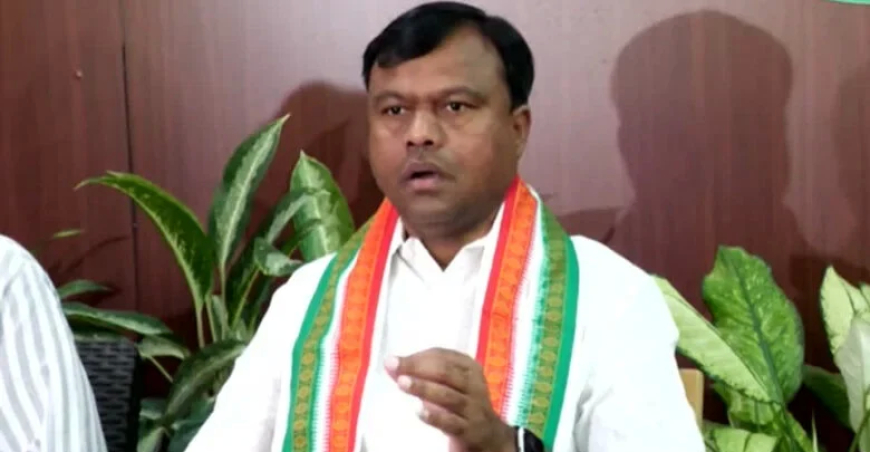 छत्तीसगढ़ कांग्रेस में iPhone चोरी कांड से मचा सियासी भूचाल