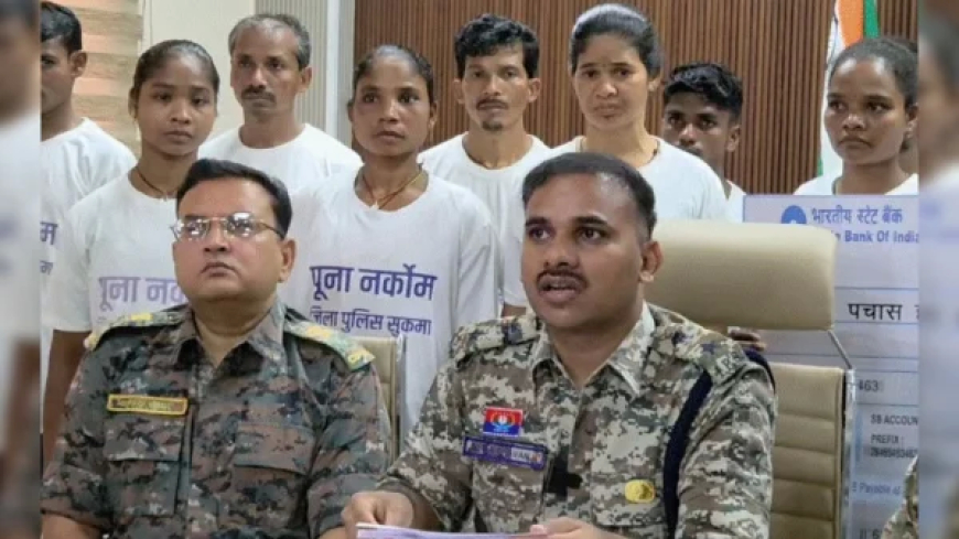 सुकमा में CRPF को मिली बड़ी सफलता ,1 करोड़ 18 लाख के 23 नक्सलियों ने किया आत्मसमर्पण