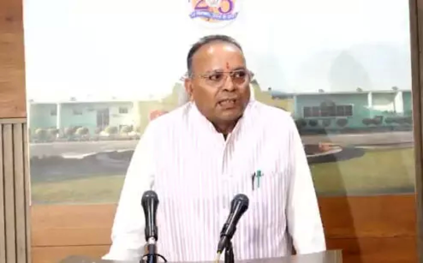 चैतन्य बघेल की गिरफ्तारी पर अजय चंद्राकर का पलटवार, बोले- “जांच एजेंसी नहीं, न्यायालय पर भरोसा करें”