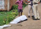 बोरी मे बंद लाश मिलने से हड़कंप, सर पर चोट के निशान,हत्या कर सुनसान इलाके मे फेंका था शव