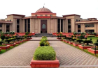 छत्तीसगढ़ हाईकोर्ट सख्त...जर्जर सड़कों और हादसों पर सरकार को फटकार, अगली सुनवाई 4 सितंबर