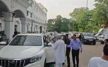 ईडी रिमांड पर चैतन्य बघेल से भावुक मुलाकात, भूपेश बघेल ने कहा- राजनीतिक साजिश