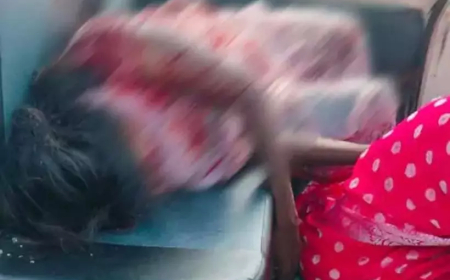 सूरजपुर में भीषण सड़क हादसा: ओमनी कार और बस की टक्कर में महिला की मौत, एक गंभीर