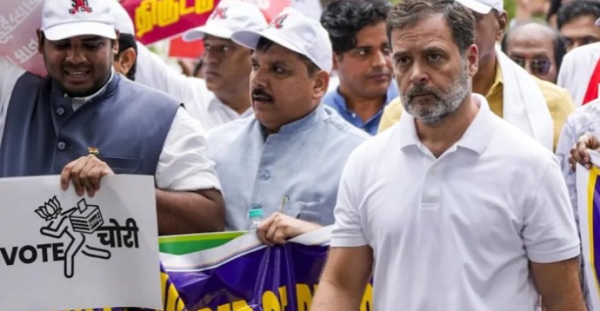 SASARAM :बिहार में ‘वोटर अधिकार यात्रा’ का आगाज: राहुल-तेजस्वी ने सासाराम से भरी हुंकार, लोकतंत्र बचाने का संकल्प