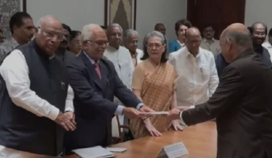 INDIA उम्मीदवार बी सुदर्शन रेड्डी ने भरा नामांकन, सोनिया और राहुल गांधी समेत कई नेता रहे मौजूद