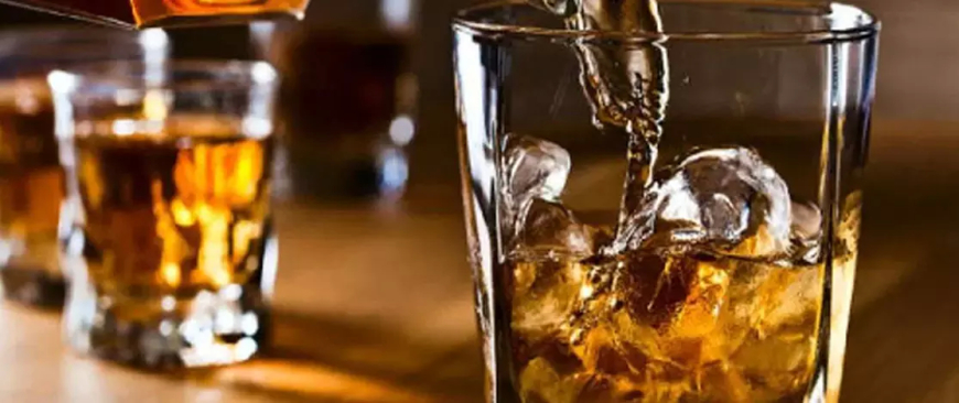 बिलासपुर: लोफंदी गांव में जहरीली शराब से 4 ग्रामीणों की मौत, महिला पर केस दर्ज