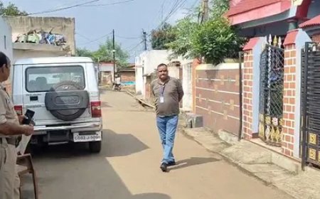 कोयला व्यापारी के घर एसीबी का छापा, ईओडब्ल्यू ने शराब कारोबारियों पर कसी लगाम