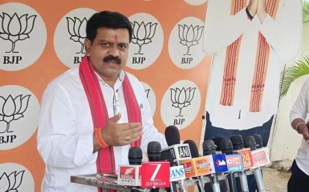 कवर्धा में दुर्गा पंडाल विवाद: गृह मंत्री ने बताया प्रशासन का रुख और नए GST सुधार पर चर्चा