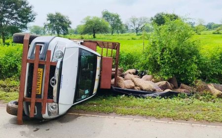 डोंगरगढ़ में भीषण सड़क हादसा, दो युवकों की मौके पर मौत