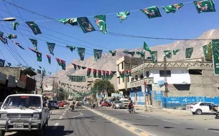 पाकिस्तान में हिंसक प्रदर्शन: पुलिस से झड़प के बाद मुरीदके में डेरा डाले टीएलपी कार्यकर्ता