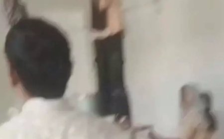 आत्मानंद स्कूल में छात्रों से पुताई कराने का वीडियो वायरल, प्राचार्य को नोटिस जारी