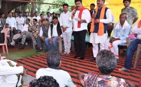 सरेंडर नक्सलियों को रायपुर भ्रमण और फ्री मोबाइल देने की तैयारी