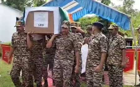 सुकमा में CRPF के वीर K-9 डॉग “EGO” को सैन्य सम्मान के साथ दी गई अंतिम विदाई