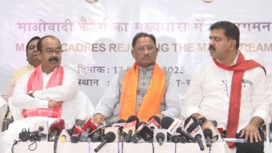 छत्तीसगढ़ के लिए ऐतिहासिक दिन, नक्सलियों ने सरकार की पुनर्वास नीति पर जताया भरोसा…210 माओवादियों के सरेंडर पर बोले CM साय