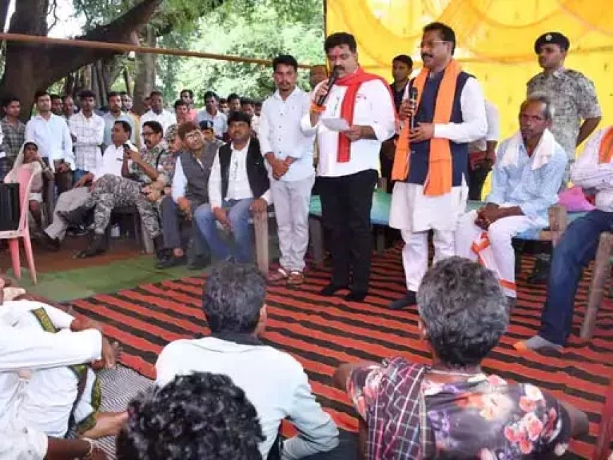 सरेंडर नक्सलियों को रायपुर भ्रमण और फ्री मोबाइल देने की तैयारी