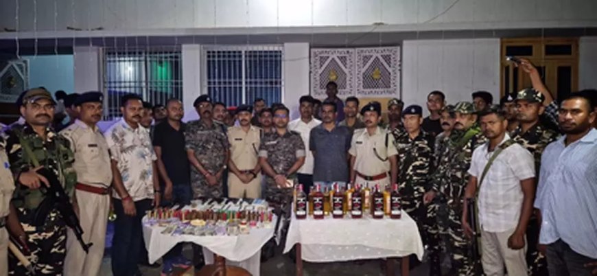 मोतिहारी पुलिस की बड़ी कार्रवाई...मुखिया पति के घर से हथियारों का जखीरा बरामद, जानिए क्या है मामला?