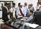 बिलासपुर कलेक्टर संजय अग्रवाल ने साप्ताहिक जनदर्शन में सुनी लोगों की समस्याएं