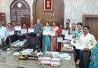 उत्कृष्ट कार्य करने वाले 13 बीएलओ को कलेक्टर ने किया सम्मानित
