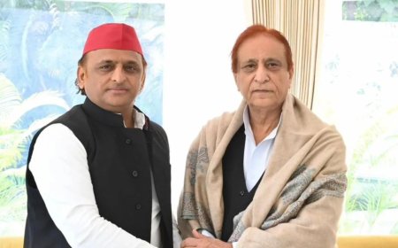 आजम खान ने की अखिलेश यादव से मुलाकात, राजनीतिक रिश्तों में बढ़ी गर्माहट
