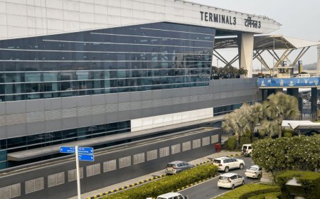 बम धमाके की धमकी से दहला देश, मुंबई, हैदराबाद समेत 5 एयरपोर्ट अलर्ट पर, जानिए क्या है पूरा मामला