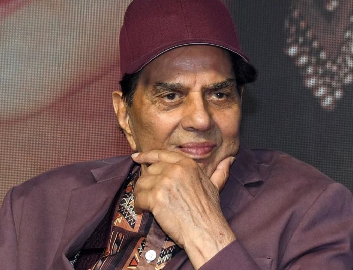 बॉलीवुड अभिनेता धर्मेंद्र अस्पताल में भर्ती, रुटीन चेकअप को लेकर फैंस ने ली राहत की सांस