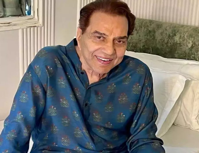 धर्मेंद्र की तबीयत में सुधार, अस्पताल से डिस्चार्ज होकर घर पहुंचे, जानिए क्या है हाल