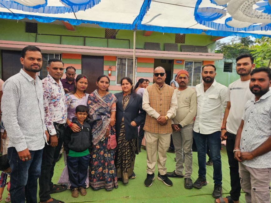 दिल्ली इंटरनेशनल स्कूल गुड़ी में बाल दिवस पर बाल मेले का आयोजन, बच्चों ने लगाए स्टॉल शिक्षकों और अभिभावकों ने की खरीददारी