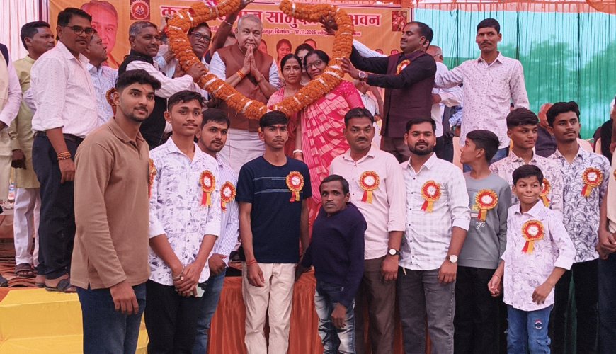 उत्साह से गूंजा खजुरी नवागांव, विधायक धर्मजीत सिंह ने किया कुम्हार समाज भवन का भूमिपूजन