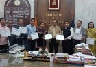 कलेक्टर ने शत प्रतिशत डिजिटाइजेशन का काम करने वाले अधिकारी-कर्मचारियों को किया सम्मानित
