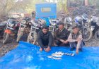 52 पत्ती ताश से संगठित जुआ कारोबार का भंडाफोड़...पोखराखार में जुआ अड्डे पर छापा...कोनी पुलिस ने 03 आरोपी गिरफ्तार नगदी व 10 बाइक सहित सामान किया जब्त