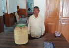घर के आंगन में बेच रहा था कच्ची महुआ शराब...8 लीटर शराब जप्त,कोनी पुलिस ने किया एक आरोपी को गिरफ्तार