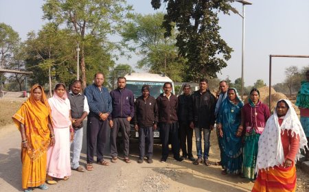 बोईदा से अयोध्या धाम दर्शन के लिए 10 श्रद्धालुओं का दल रवाना...विधायक प्रतिनिधि दुष्यंत शर्मा और सरपंच संजय राज ने दी शुभकामनाएँ