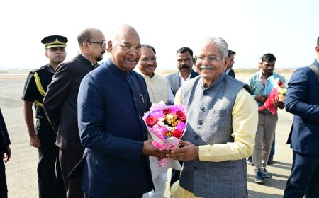 पूर्व राष्ट्रपति, राज्यपाल और मुख्यमंत्री का एयरपोर्ट में स्वागत