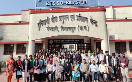 शासकीय मदनलाल शुक्ला स्नातकोत्तर महाविद्यालय सीपत,कला संकाय के स्नातकोत्तर कक्षाओं के विद्यार्थी  द्वारा केंद्रीय रेशम बोर्ड का शैक्षणिक अध्ययन भ्रमण