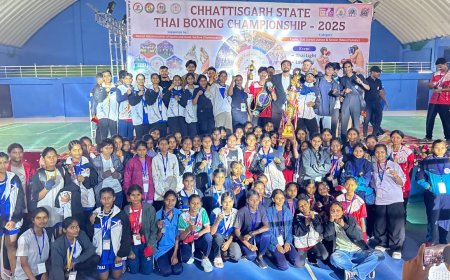 दन्तेवाड़ा ने रचा इतिहास थाई बॉक्सिंग स्टेट चैम्पियनशिप का  आयोजन 19 जिलों के खिलाड़ियों की उपस्थिति दन्तेवाड़ा बना समूचे राज्य का चैम्पियन