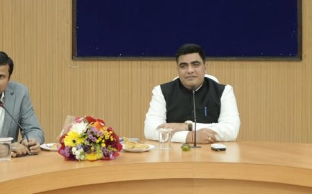 नवपदस्थ कलेक्टर कुणाल दुदावत ने ली जिला अधिकारियों की परिचयात्मक बैठक...पारदर्शी प्रशासन और शासन की योजनाओं का शत प्रतिशत क्रियान्वयन करना जिला प्रशासन की पहली प्राथमिकता- कलेक्टर कुणाल दुदावत