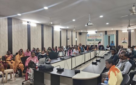 डीन बोले,कृषक पराली नहीं जलाए,पराली जलाने से सूक्ष्म जीव और मित्र कीट होते है खत्म...किसान दिवस कार्यक्रम कृषि विज्ञान केंद्र में सम्पन्न