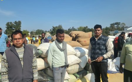 पुराने व गुणवत्ता-हीन धान की बिक्री पर प्रशासन सख्त...उपार्जन केंद्र कुल्हरिया में  85 बोरी धान किया गया जब्त