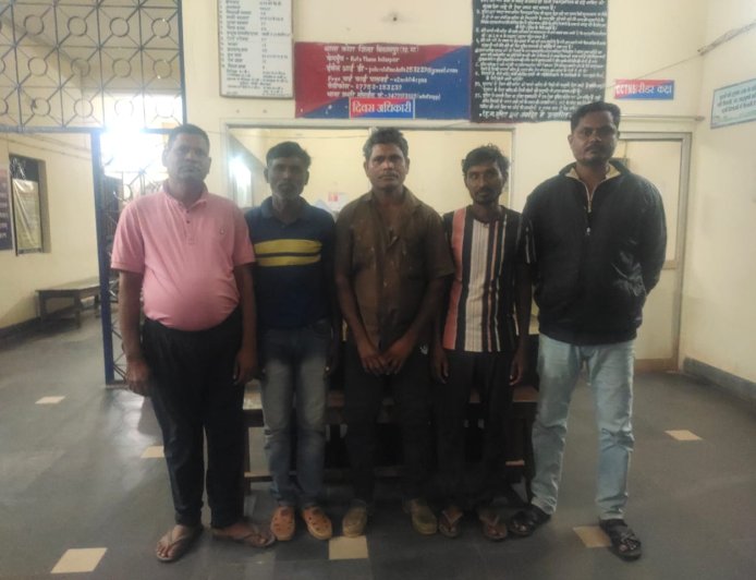 अवैध जुआ-सट्टा पर कोटा पुलिस की बड़ी कार्रवाई... 04 प्रकरणों में 10 आरोपी गिरफ्तार...₹5,320 नगद जप्त